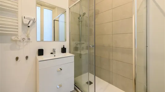 Rooms in Madrid Chamberí - photo 8