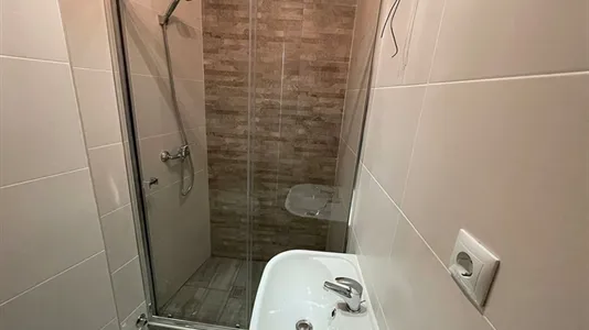 Rooms in Guadalajara - photo 10