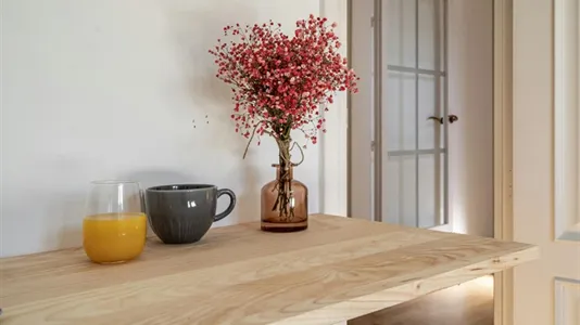 Rooms in Barcelona Eixample - photo 2