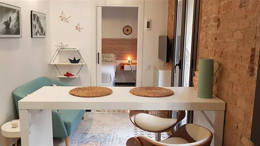 Apartments in Barcelona Ciutat Vella - photo 5