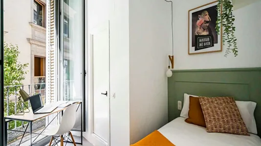 Rooms in Madrid Centro - photo 6