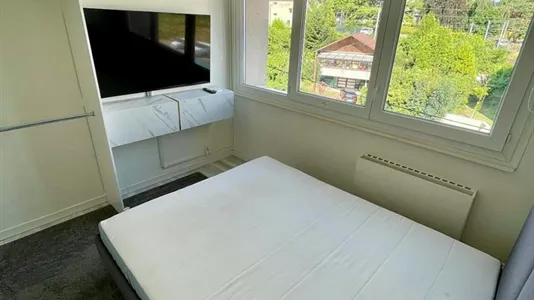 Rooms in Saint-Julien-en-Genevois - photo 3