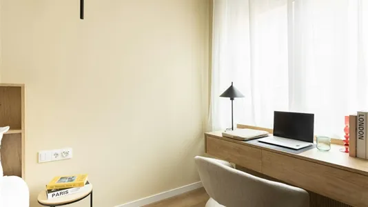 Rooms in Madrid Chamberí - photo 6