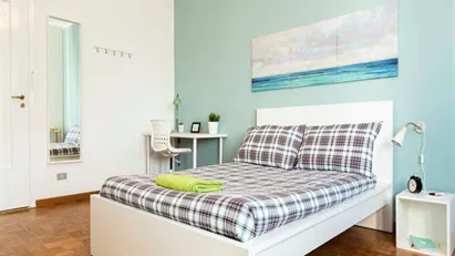 Room for rent in Buccinasco, Lombardia