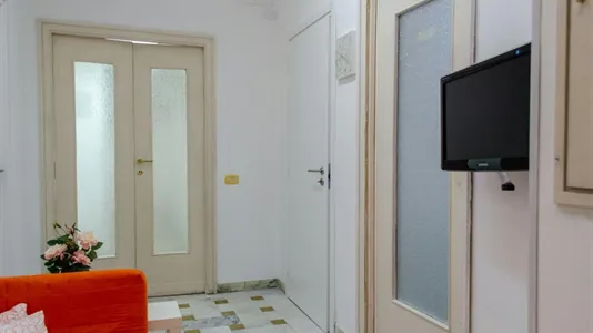 Rooms in Roma Municipio II – Parioli/Nomentano - photo 9