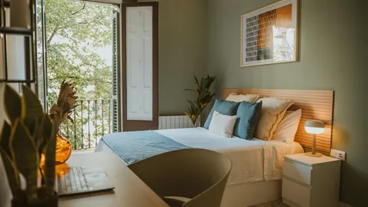 Rooms in Barcelona Eixample - photo 4