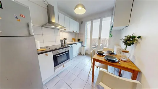 Rooms in Lyon - photo 4