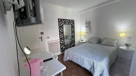 Rooms in Los Berrocales - photo 3