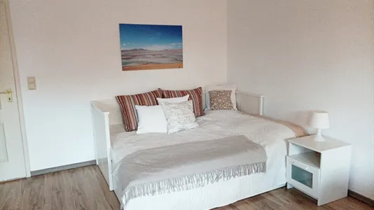 Apartments in Frankfurt Süd - photo 8