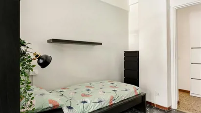 Room for rent in Milano Zona 6 - Barona, Lorenteggio, Milan