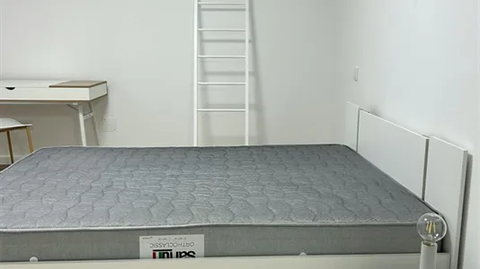 Rooms in Aveiro - photo 2