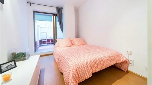 Rooms in Valencia Ciutat Vella - photo 1