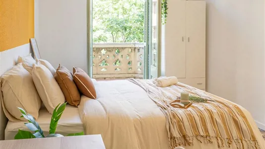 Rooms in Barcelona Eixample - photo 3
