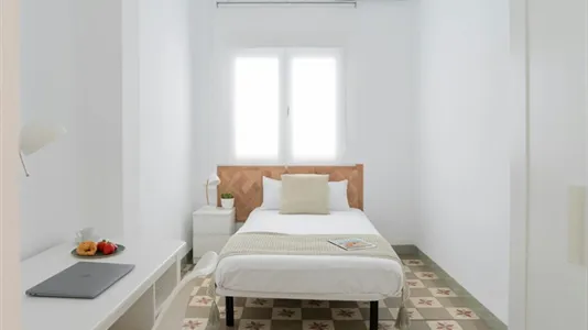Rooms in Valencia Camins al Grau - photo 4