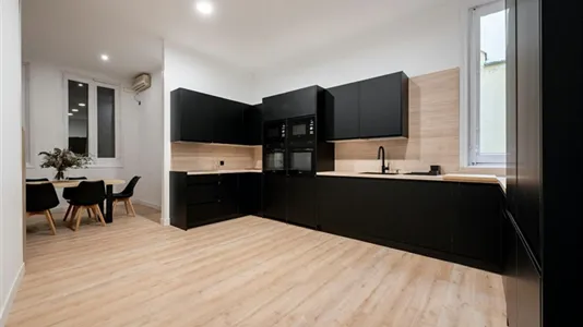 Rooms in Madrid Centro - photo 4