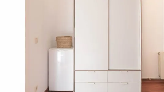 Rooms in Barcelona Eixample - photo 6