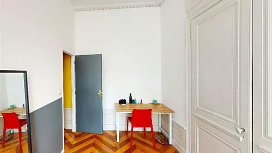 Rooms in Lyon - photo 3