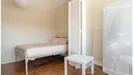 Room for rent, Lisbon (region), &lt;span class=&quot;blurred street&quot; onclick=&quot;ProcessAdRequest(10914957)&quot;&gt;&lt;span class=&quot;hint&quot;&gt;See streetname&lt;/span&gt;[xxxxxxxxxxxxx]&lt;/span&gt;