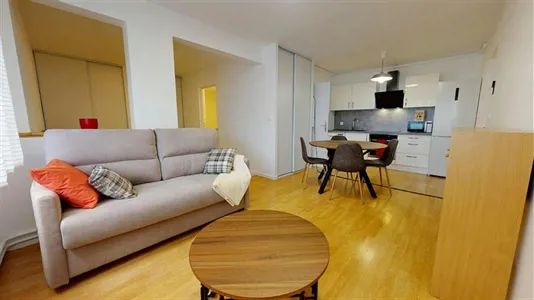 Apartments in Grenoble - photo 2