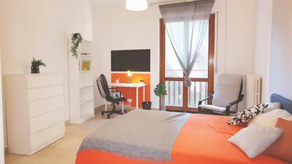 Room for rent in Lecco, Lombardia