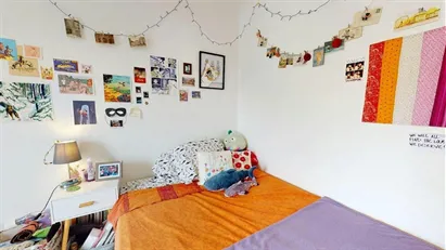 Room for rent in Lyon, Auvergne-Rhône-Alpes