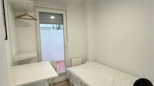 Rooms in Valencia Extramurs - photo 1