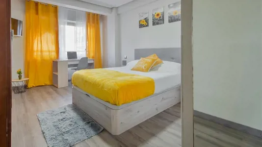 Rooms in Madrid Tetuán - photo 2