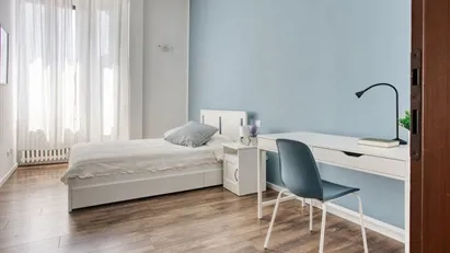 Room for rent in Milano Zona 9 - Porta Garibaldi, Niguarda, Milan