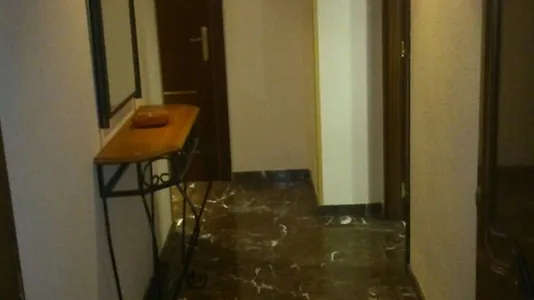 Rooms in Jaén - photo 5