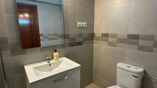 Rooms in Madrid Fuencarral-El Pardo - photo 10