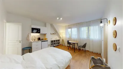 Room for rent in Boulogne-Billancourt, Île-de-France