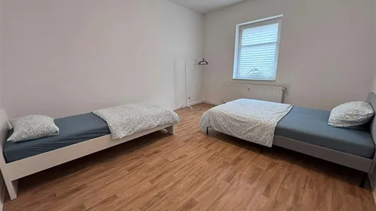 Apartments in Burgenlandkreis - photo 6