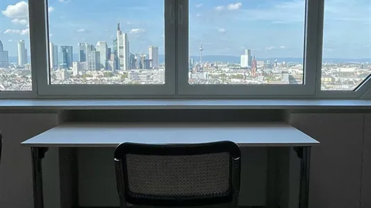 Apartments in Frankfurt Süd - photo 8