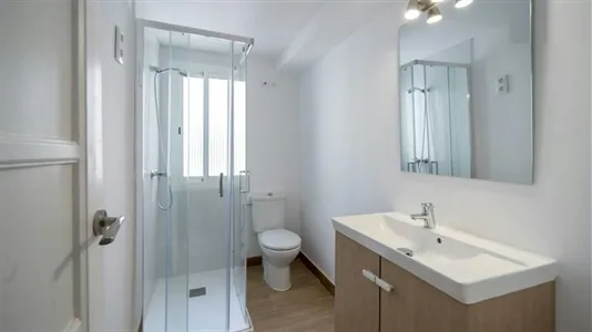 Rooms in el Camí de Vera - photo 10