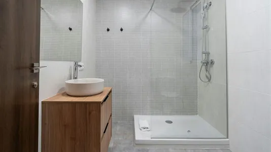 Apartments in Valencia Ciutat Vella - photo 7