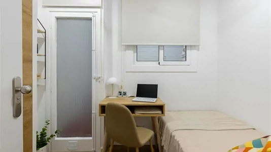 Rooms in Barcelona Les Corts - photo 2