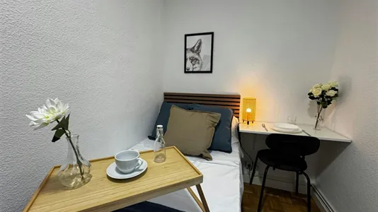 Rooms in Madrid Ciudad Lineal - photo 5