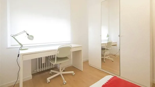 Rooms in Madrid Moncloa-Aravaca - photo 1