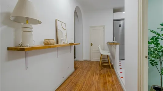 Rooms in Madrid Centro - photo 10