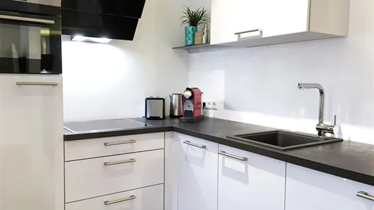 Apartments in Location is not specified - photo 6