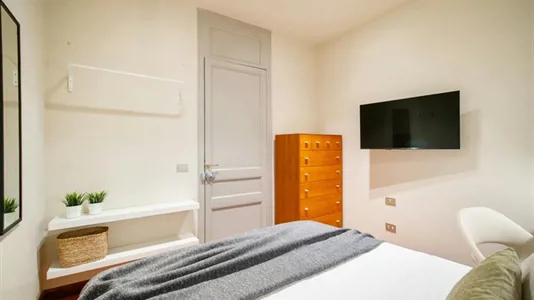Rooms in Barcelona Gràcia - photo 3