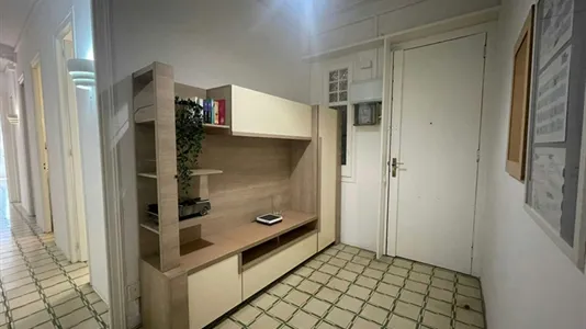 Rooms in Barcelona Eixample - photo 4