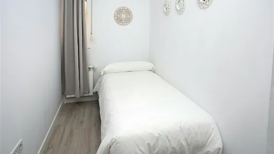 Rooms in Madrid Centro - photo 2