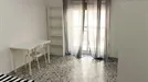 Room for rent, Bari, Puglia, Piazza Giuseppe Garibaldi