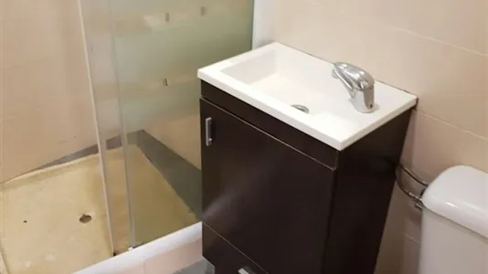 Rooms in el Camí de Vera - photo 7