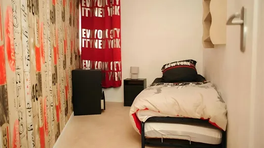 Apartments in Créteil - photo 5