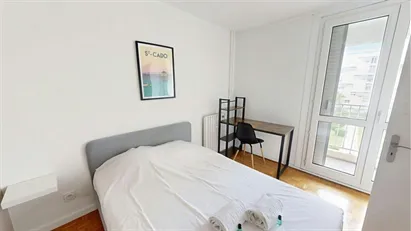 Room for rent in Dijon, Bourgogne-Franche-Comté