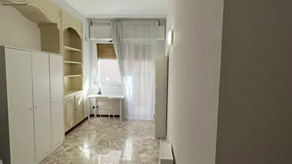 Room for rent in Bari, Puglia