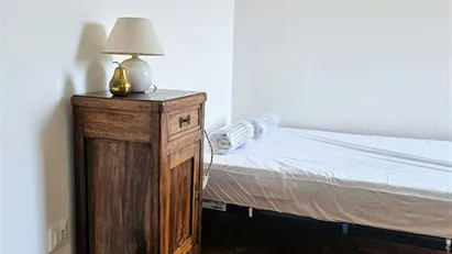 Room for rent in Lendinara, Veneto
