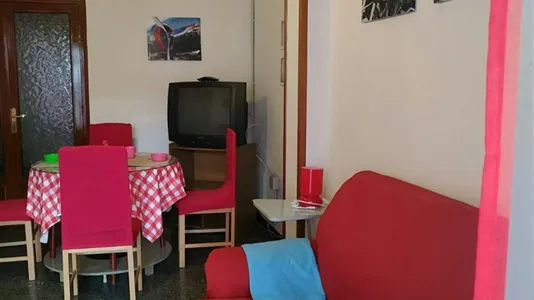 Rooms in Jaén - photo 4